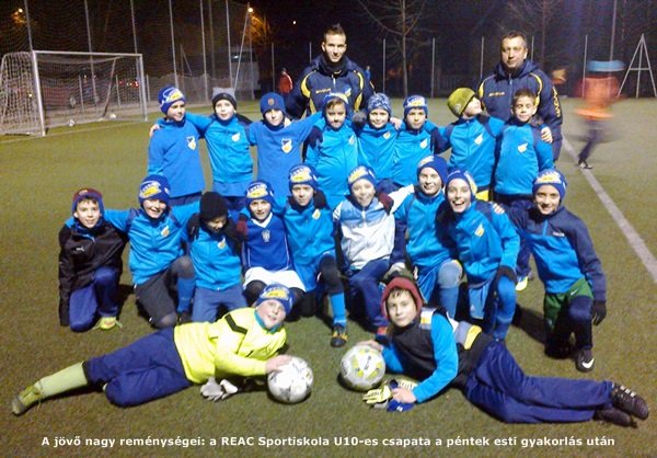reac_U10_csapatfoto